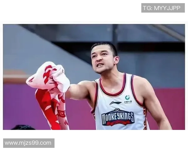 西热力江的篮球梦想与奋斗历程探寻他在赛场上的精彩瞬间与背后的故事